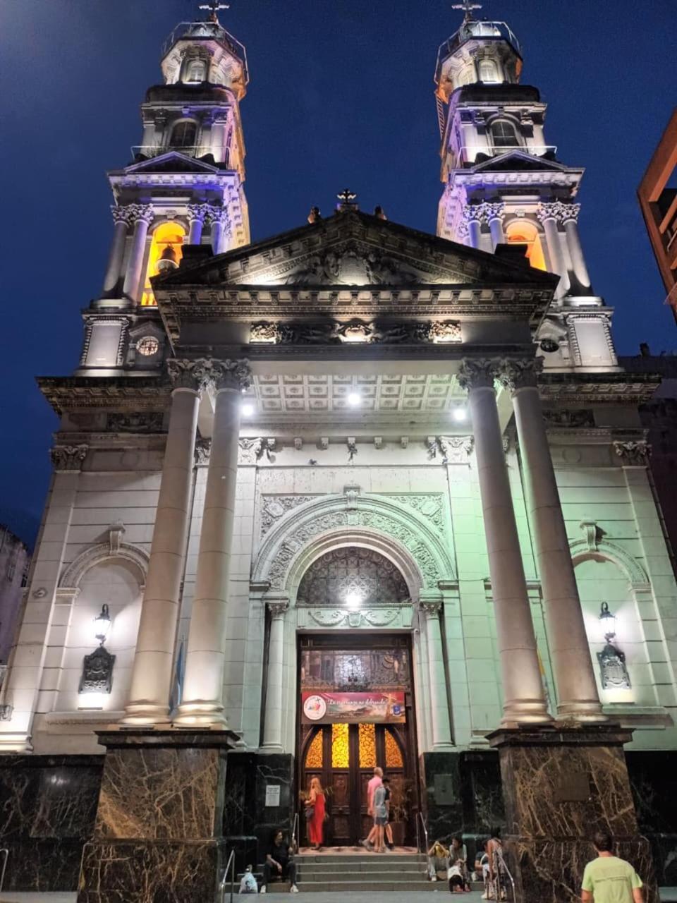 Mono Ov Lagos Rosario Luaran gambar